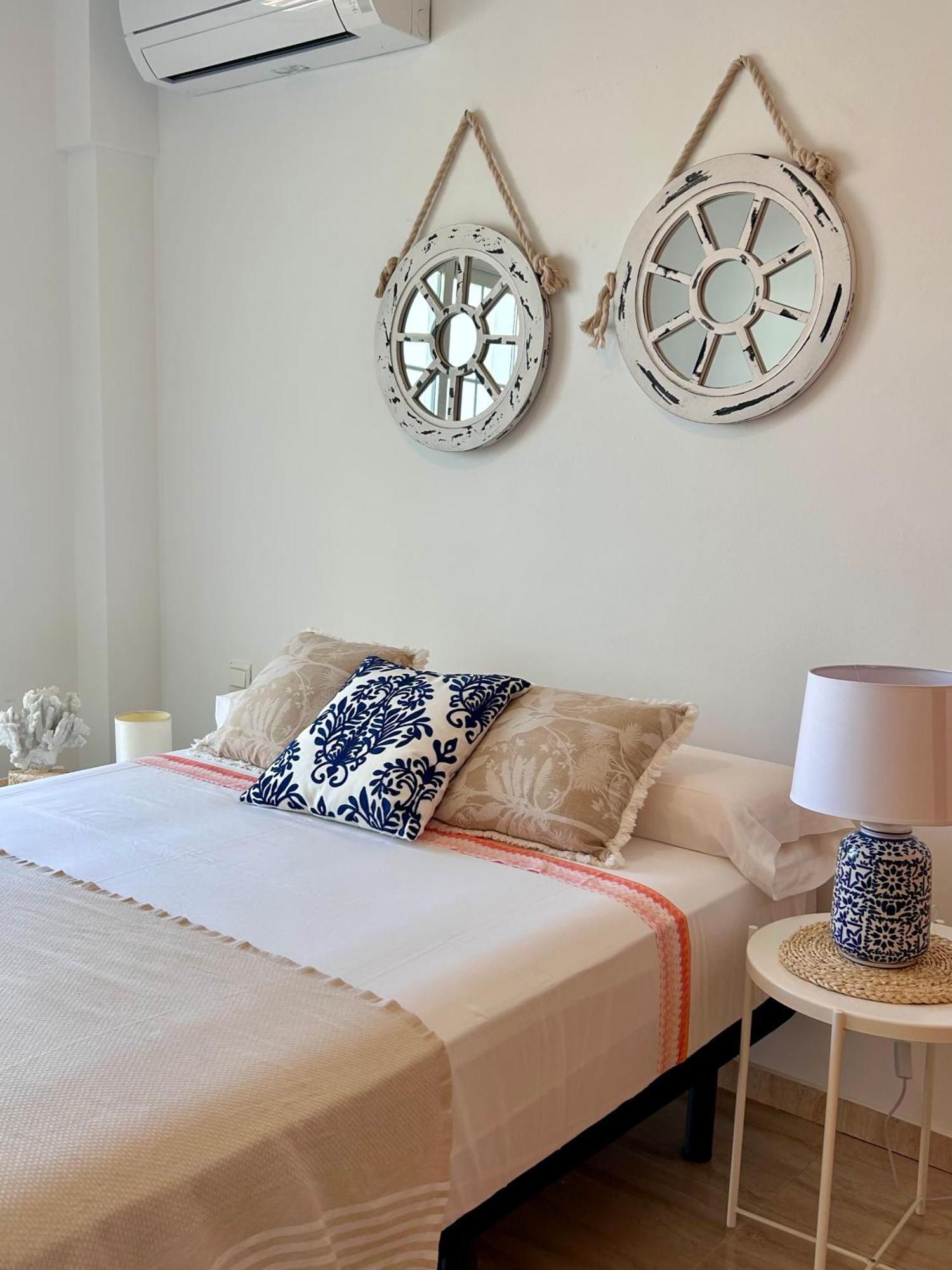 Apartamentos Pacifico Nerja Bagian luar foto